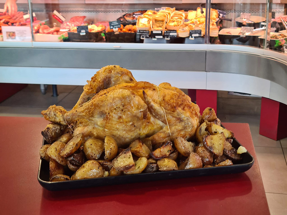 Plat poulet pomme de terre cuit 